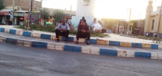 معضل تجمع و نشستن مردم در میدان امام (آغالیق قاباغی) چهاربرج